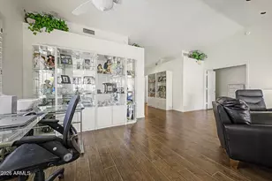 8513 W Oraibi Dr, Peoria, AZ 85382 - Photo 7