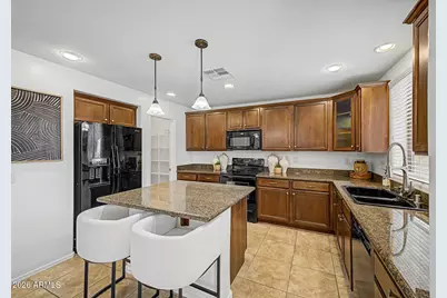 2323 W Hunter Court, Phoenix, AZ 85085 - Photo 13