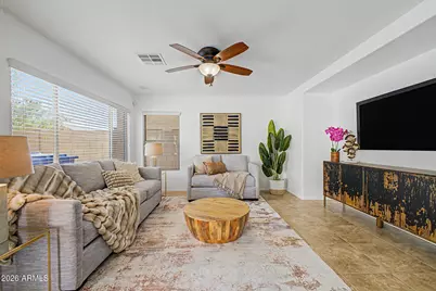2323 W Hunter Court, Phoenix, AZ 85085 - Photo 9