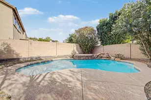 2323 W Hunter Ct, Phoenix, AZ 85085 - Photo 35