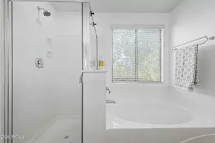 2323 W Hunter Ct, Phoenix, AZ 85085 - Photo 21