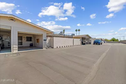 13682 N Garden Court Drive, Sun City, AZ 85351 - Photo 21