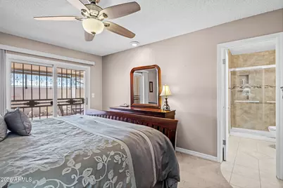 13682 N Garden Court Drive, Sun City, AZ 85351 - Photo 17