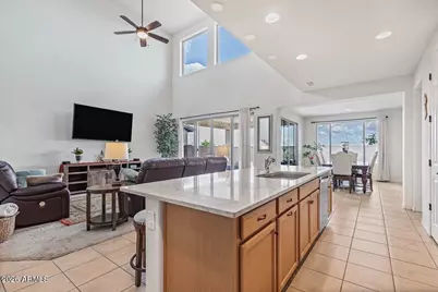 8521 S 67th Drive, Laveen, AZ 85339 - Photo 9