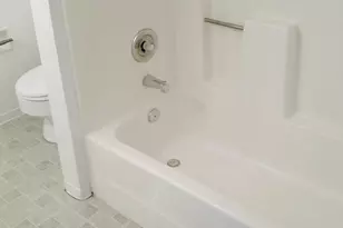 5832 S 42nd Pl, Phoenix, AZ 85040 - Photo 9