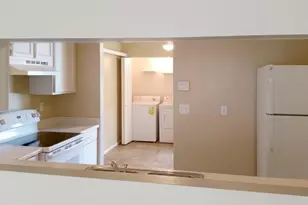 5832 S 42nd Pl, Phoenix, AZ 85040 - Photo 3