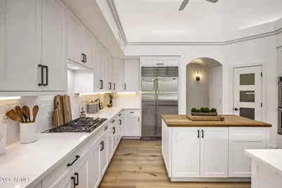 9646 E Laurel Lane, Scottsdale, AZ 85260 - Photo 13