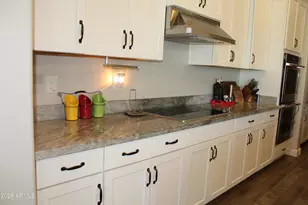 10454 E Vivid Ave, Mesa, AZ 85212 - Photo 9