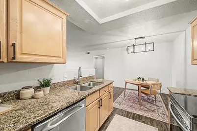 2121 W Royal Palm Road #1097, Phoenix, AZ 85021 - Photo 9