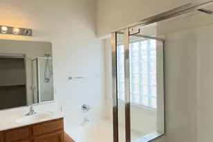 5662 W Desert Jewel Dr, Glendale, AZ 85302 - Photo 31