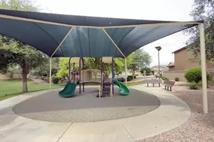 5662 W Desert Jewel Dr, Glendale, AZ 85302 - Photo 57