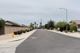 5662 W Desert Jewel Dr, Glendale, AZ 85302 - Photo 59