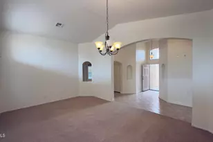 5662 W Desert Jewel Dr, Glendale, AZ 85302 - Photo 5