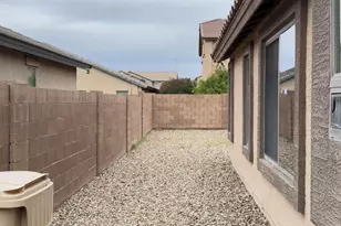 5662 W Desert Jewel Dr, Glendale, AZ 85302 - Photo 49
