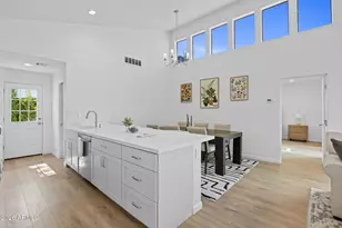 2933 N Casa Tomas Ct, Phoenix, AZ 85016 - Photo 13