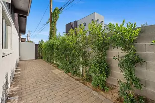 2933 N Casa Tomas Ct, Phoenix, AZ 85016 - Photo 37