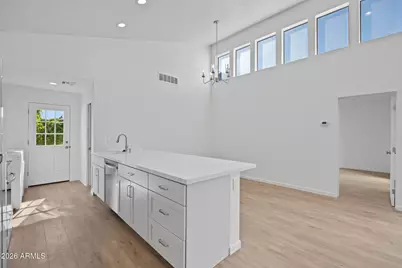 2933 N Casa Tomas Court, Phoenix, AZ 85016 - Photo 15