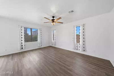 12175 W Chase Lane, Avondale, AZ 85323 - Photo 13