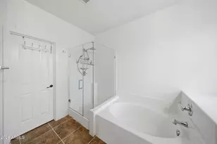 12175 W Chase Ln, Avondale, AZ 85323 - Photo 29