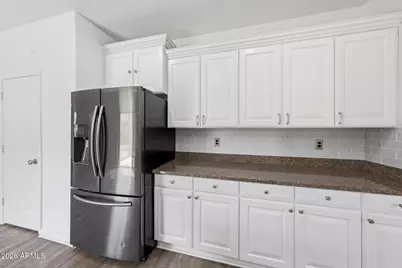 12175 W Chase Lane, Avondale, AZ 85323 - Photo 11