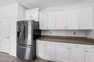 12175 W Chase Ln, Avondale, AZ 85323 - Photo 11