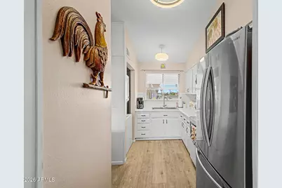 10807 N Fairway Court W #212, Sun City, AZ 85351 - Photo 11