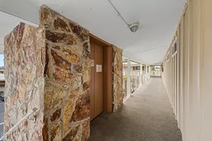 10807 N Fairway Ct W, Sun City, AZ 85351 - Photo 9