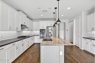 12124 W Peak View Road, Peoria, AZ 85383 - Photo 3