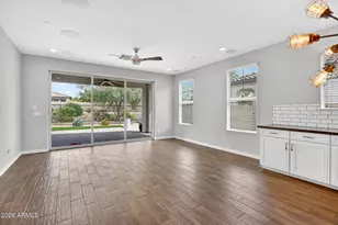 12124 W Peak View Rd, Peoria, AZ 85383 - Photo 7