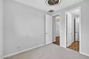 12124 W Peak View Rd, Peoria, AZ 85383 - Photo 23