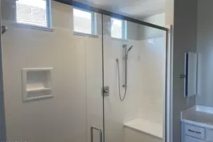 9968 W Avalon Dr, Avondale, AZ 85392 - Photo 7