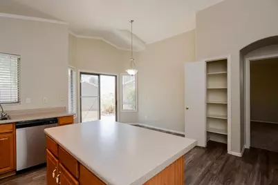 1048 E Monteleone Street, San Tan Valley, AZ 85140 - Photo 7