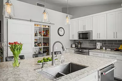 6939 W Robin Lane, Glendale, AZ 85310 - Photo 13