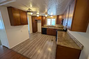 18003 N 2nd St, Phoenix, AZ 85022 - Photo 9