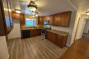 18003 N 2nd St, Phoenix, AZ 85022 - Photo 5