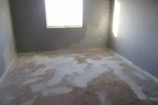 13265 W Watson Ln, Surprise, AZ 85379 - Photo 17