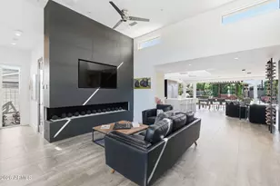 3007 N 56th St, Phoenix, AZ 85018 - Photo 9