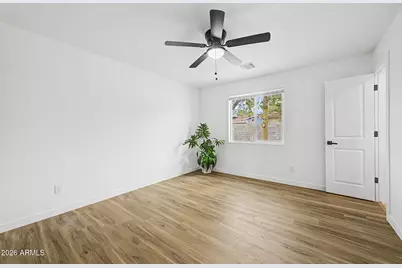 3210 N 49th Avenue, Phoenix, AZ 85031 - Photo 15