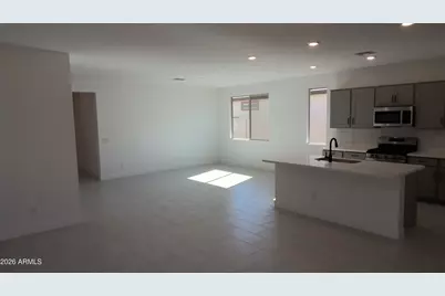 15212 W Gray Fox Trail, Surprise, AZ 85387 - Photo 3