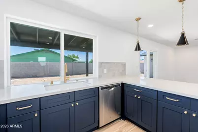 7731 W Mulberry Drive, Phoenix, AZ 85033 - Photo 7