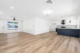 7731 W Mulberry Dr, Phoenix, AZ 85033 - Photo 11