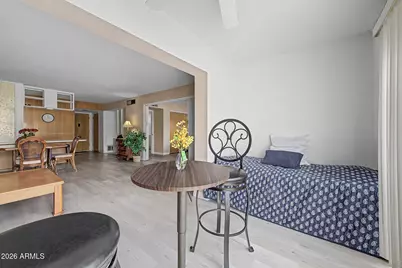 10862 N Fairway Court E, Sun City, AZ 85351 - Photo 7