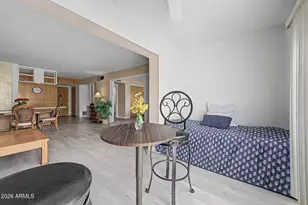 10862 N Fairway Ct E, Sun City, AZ 85351 - Photo 7