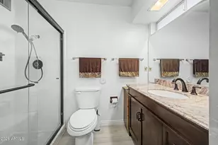 10862 N Fairway Ct E, Sun City, AZ 85351 - Photo 21