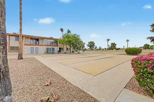 10862 N Fairway Ct E, Sun City, AZ 85351 - Photo 35