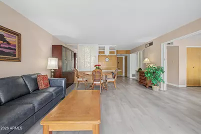 10862 N Fairway Court E, Sun City, AZ 85351 - Photo 9