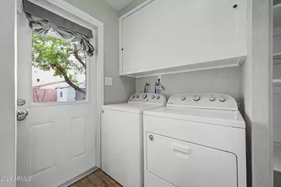 10537 W Lawrence Lane, Peoria, AZ 85345 - Photo 25