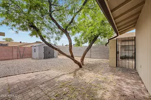 10537 W Lawrence Ln, Peoria, AZ 85345 - Photo 31