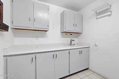 319 E Hackamore Street, Mesa, AZ 85201 - Photo 35