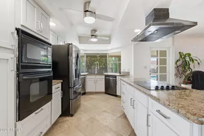 319 E Hackamore Street, Mesa, AZ 85201 - Photo 17